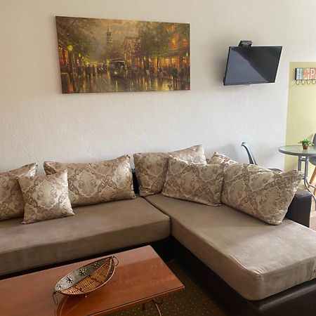 Guesthouse Anestis Ángistron Buitenkant foto