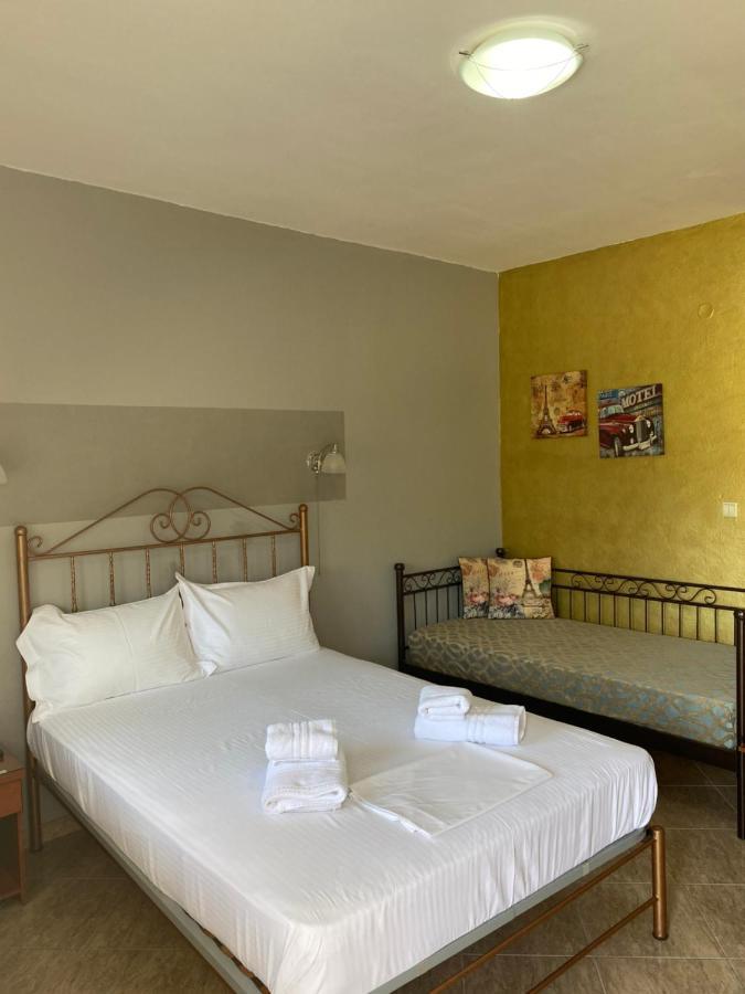 Guesthouse Anestis Ángistron Buitenkant foto
