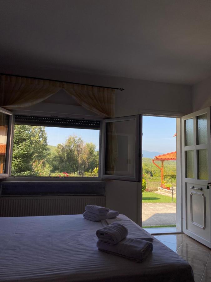 Guesthouse Anestis Ángistron Buitenkant foto