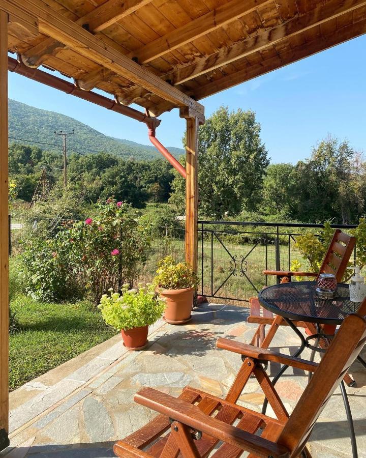 Guesthouse Anestis Ángistron Buitenkant foto